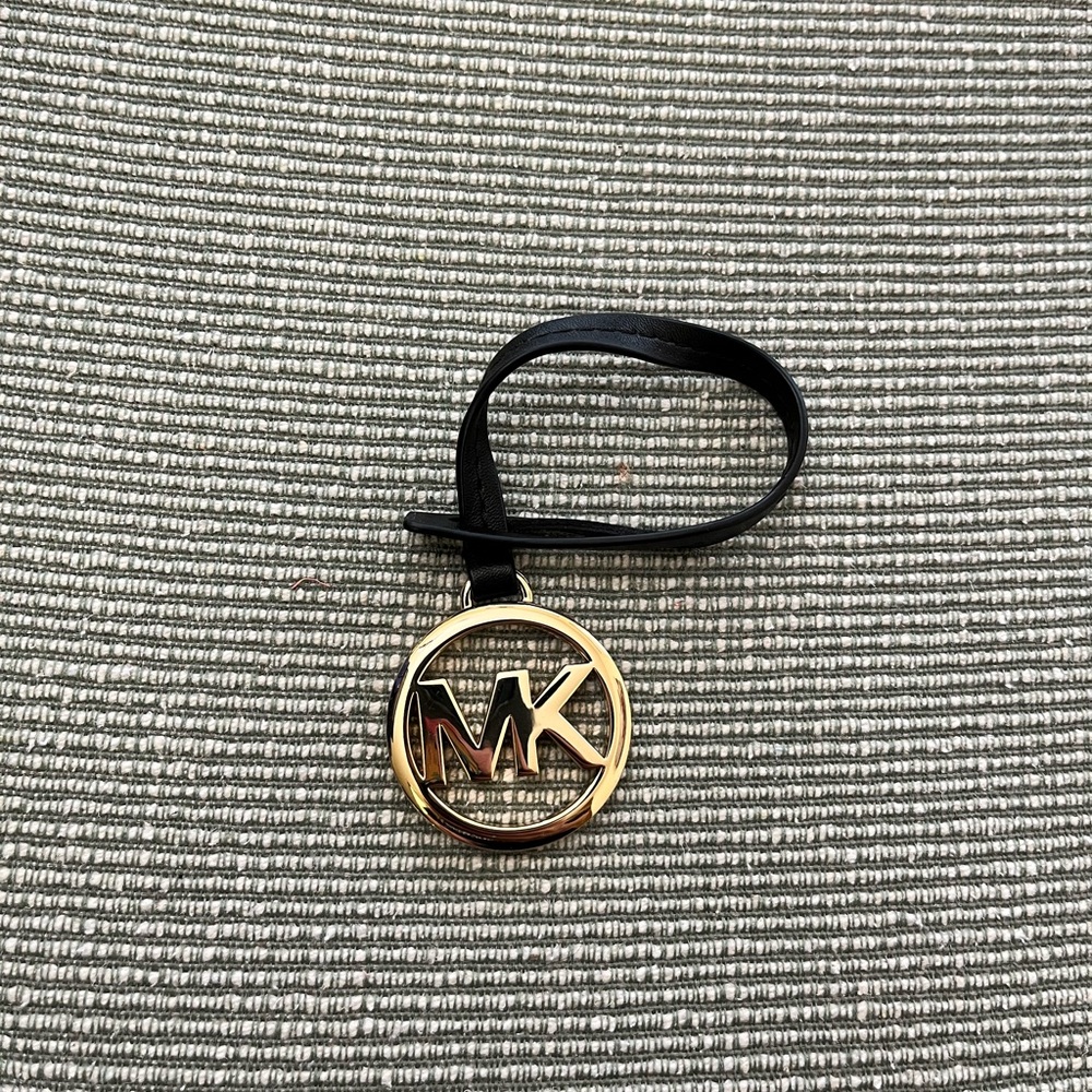 NEW MK Michael Kors Black & Gold Bag Tag Purse Fob